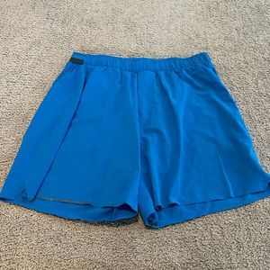 Men’s Lululemon Surge Short 6”. Liner. Size L. Color pool side